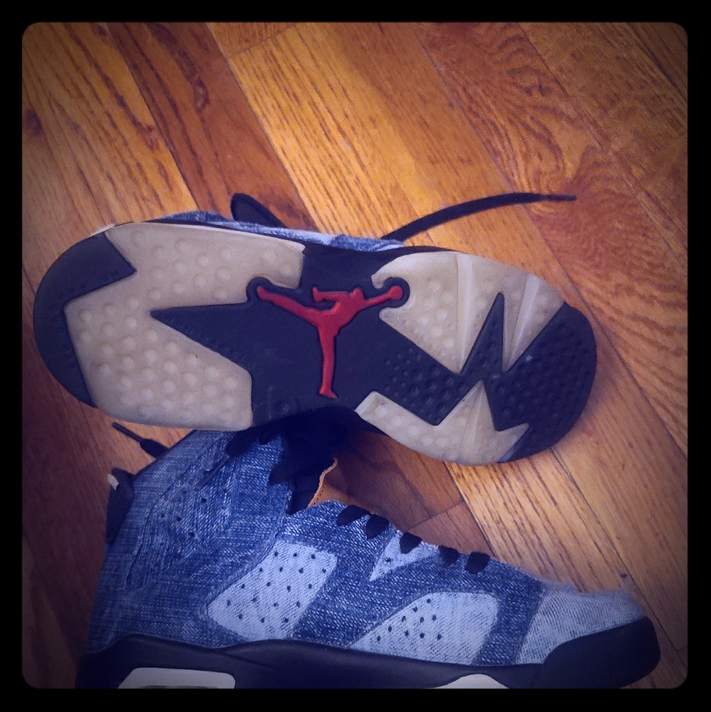 Womens jordans jean color size 8.5